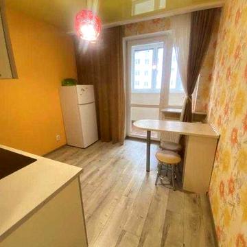 Продам квартиру в новострое  с капремонтом метро Масельского. ЖК Мира