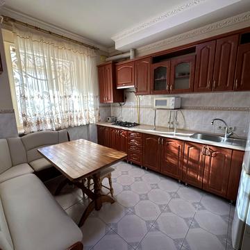 Тисменицька вул., 238