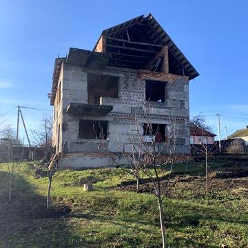 Продаж будинку на стадіі будівництва