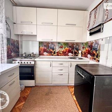 Довгострокова оренда 2к Квартира Тролейбусна вулиця