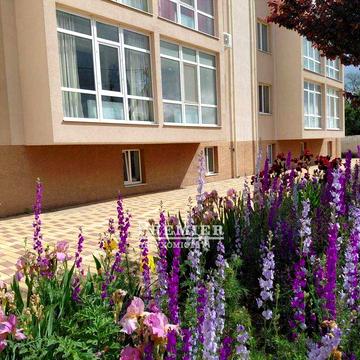 Продам квартиру-студію з ремонтом на Паустовского