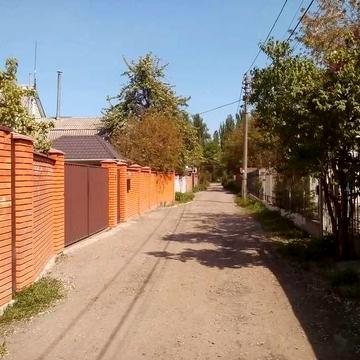 Подільський район! Приватний будинок.
вул. Кальвільна 38!