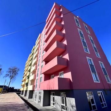 Вячеслава Чорновола вул., 10