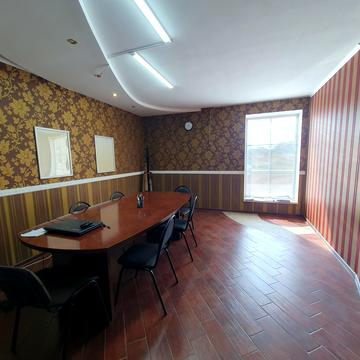 Максима Залізняка вул., 4/2