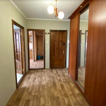 Андрія Первозванного вул. (Стахурського), 30