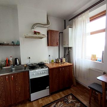 Чернівецька вул., 53