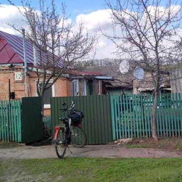 Продам будинок з допами (обладнання та мінітрактор з навісним)