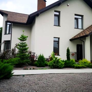 Центральна вул.