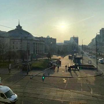 Затишна 2-кімнатна квартира в центрі Києва - на Площі Перемоги