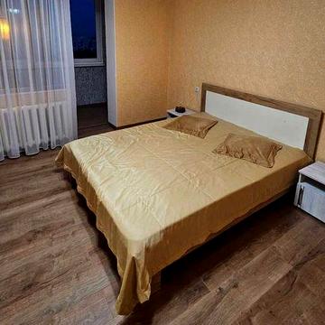 СДАМ СРОЧНО 2 комнатную квартиру ЦЕНТР