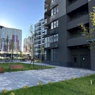 Продаж!!! 2 кімнатна квартира ЖК Варшавський 2 низький поверх ЖК Варшавський 2