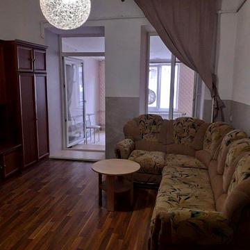 Приморська вул., 32