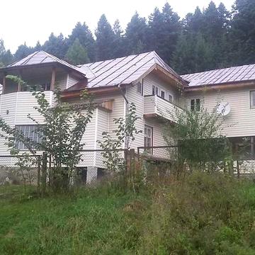 Продається колишня база відпочинку