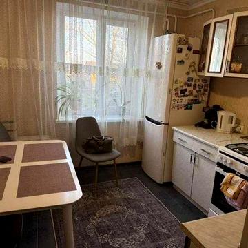Квартира з ремонтом , меблями та технікою в с. Буялик!
