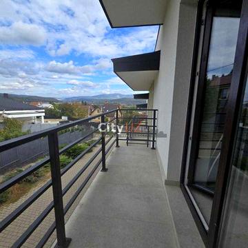 Продається панорамний таунхаус на вул. Високій