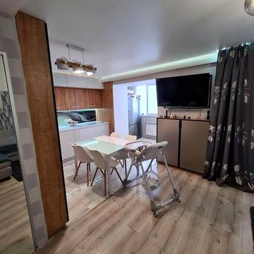 Продам л/б 3х.комнатная 90кв.