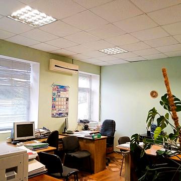 Юрія Вороного вул., 47