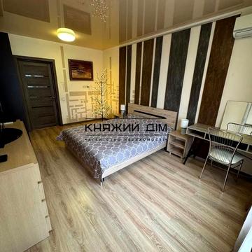 Зарічна вул., 1-Б