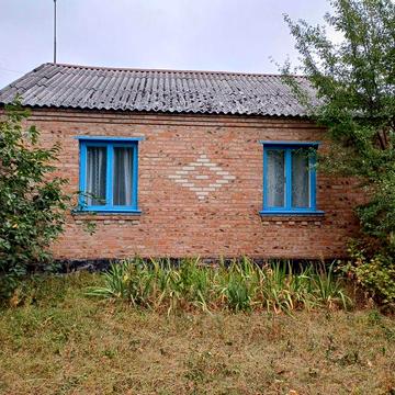 Продаж будинку в селищі Сенкевичівка