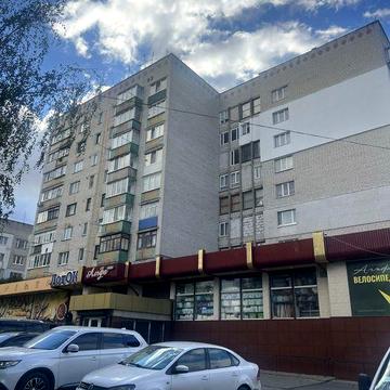 Продаю 1 кім. кв.в центрі міста Шепетівка. Біля залізничного вокзалу