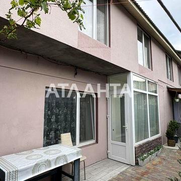 Красивая квартира на земле,евроремонт,рядом рынок.