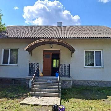 Терміново продам будинок р-н Епіцентра (Хотинська)!