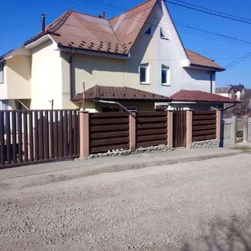 Світанкова вул., 21