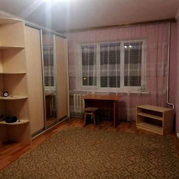 1к Воскресенка, пр. Шухевича 24-Б, Чернігівська – 10 хв.