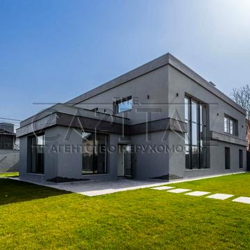 Квітнева вул., 14