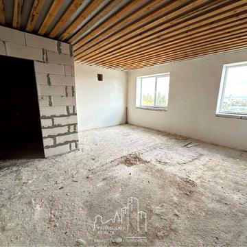 Продам 2-х кімнатну квартиру в новому та обжитому будинку!