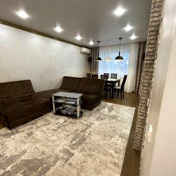 Продаж 4 кім. 10 мкрн. Лівий берег