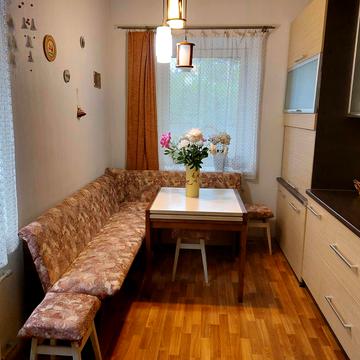 Араратська вул.