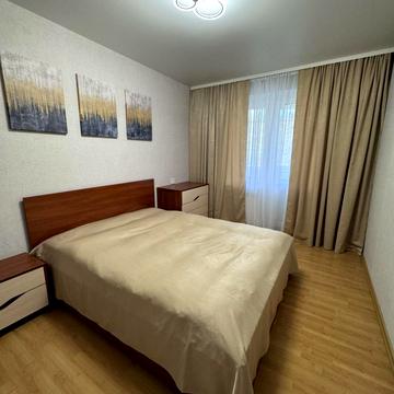 Героїв просп., 45