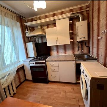 Інститутська вул., 7