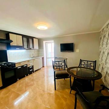 Продаж 2к Квартира Академіка Сахарова вулиця