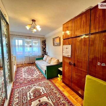 Продаж 3к Квартира Чумаченка вулиця
