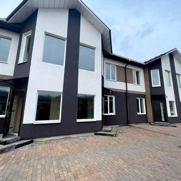 Таунхауса з газом та центральними комунікаціями всього за 68 000$.БЕЗ%