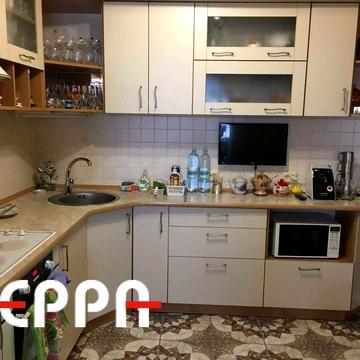 Продаж 2-кімнатної квартири біля супермаркету "Varus"