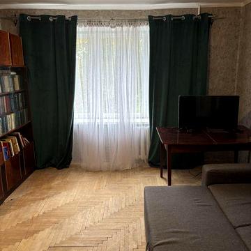 Двокімнатна квартира в оренду на Миколайчука