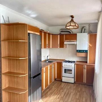 Оренда 3х кімнатної квартири в центрі м.Тячів