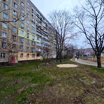 метро Оболонь, вул. Героїв полку Азов 13 Б Продаж можливо під комерцію