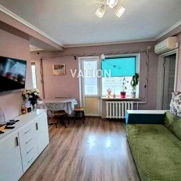 Продаж 3 кім. квартири з ремонтом метро Лісова по вул.Мілютенка