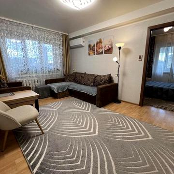 Павла Тичини просп., 19