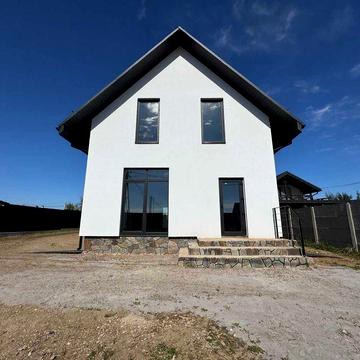 Продаж цегляного будинку на Академічному