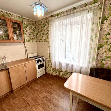 5-й Зарічний мікрорайон , 21