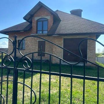 Продам новозбудований будинок неподалік міста Шептицького