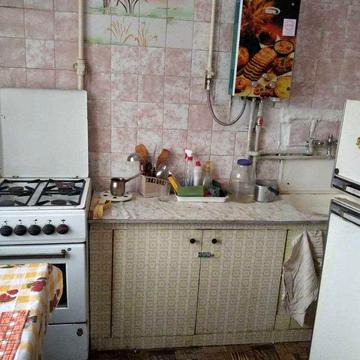 В оренду 2-кімнатна квартира по вул. О. Олеся