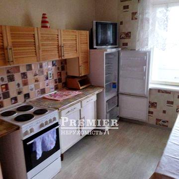 продам двокімнатну квартиру