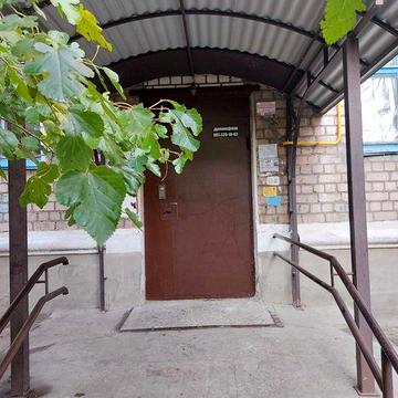 Продаж 2-х квартиры в кирпичном доме
