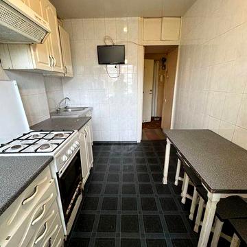 Продам 4к квартиру на ж/м Парус